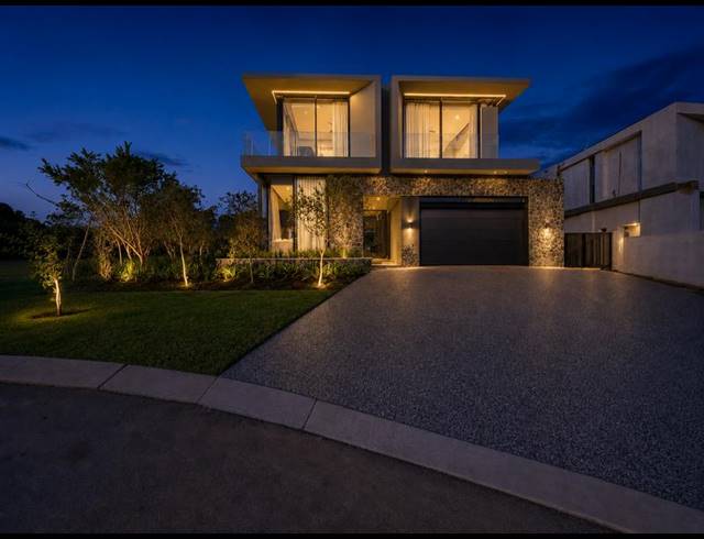 4 BEDROOM HOUSE FOR SALE IN STEYN CITY